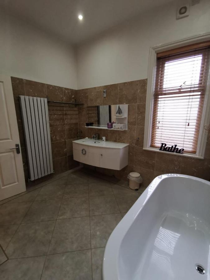 사우스포트 Vale House B&B 외부 사진